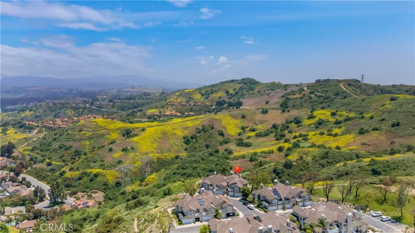 724 Crown Pointe, Anaheim Hills, California 92807