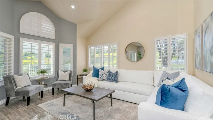 724 Crown Pointe, Anaheim Hills, California 92807