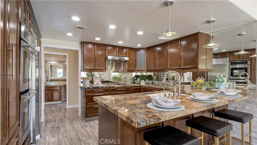 724 Crown Pointe, Anaheim Hills, California 92807