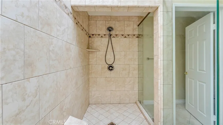 724 Crown Pointe, Anaheim Hills, California 92807