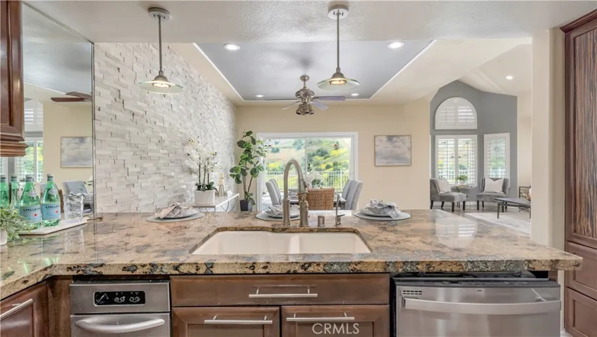 724 Crown Pointe, Anaheim Hills, California 92807