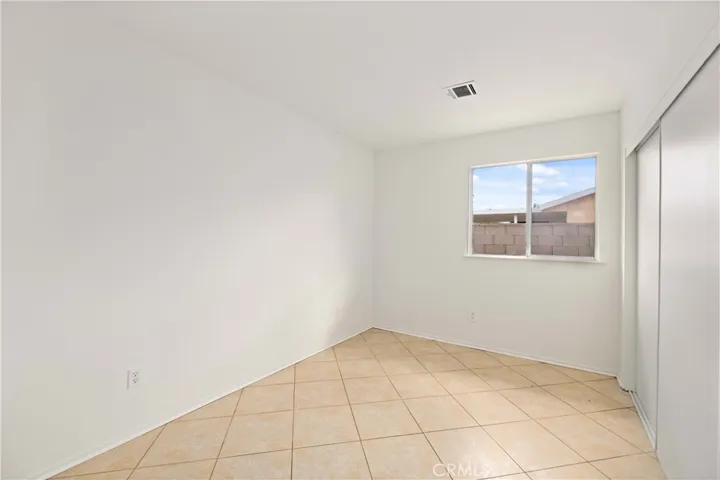 37216 Populus Avenue, Palmdale, California 93552