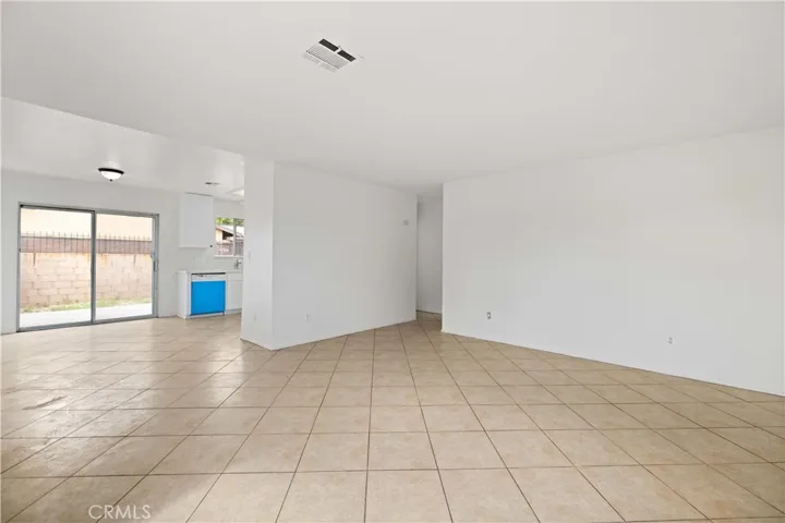 37216 Populus Avenue, Palmdale, California 93552