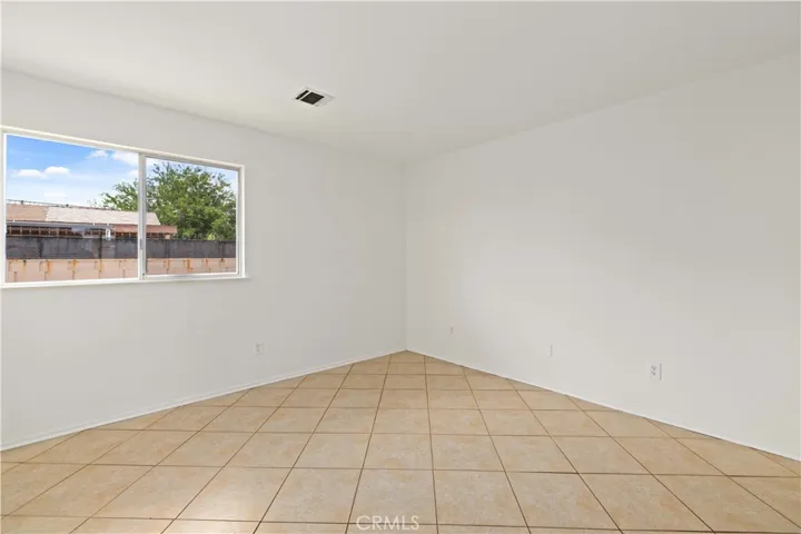37216 Populus Avenue, Palmdale, California 93552