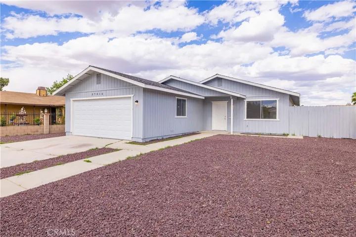 37216 Populus Avenue, Palmdale, California 93552