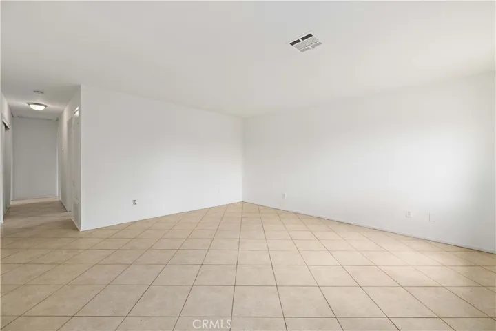 37216 Populus Avenue, Palmdale, California 93552