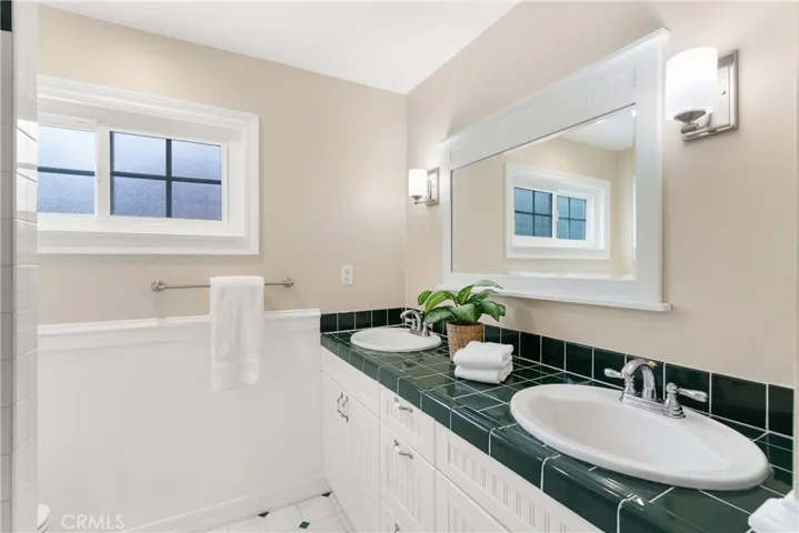 26421 Veracruz Lane, Mission Viejo, California 92691