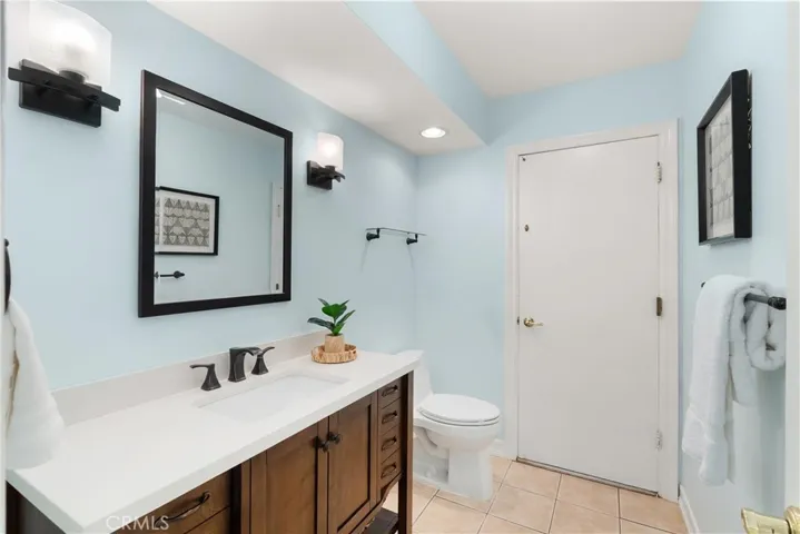 26421 Veracruz Lane, Mission Viejo, California 92691