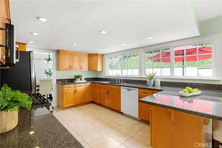 26421 Veracruz Lane, Mission Viejo, California 92691