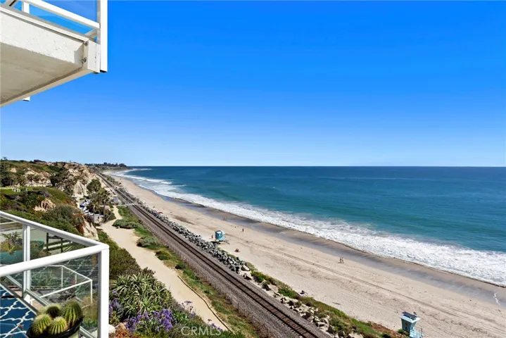 265 Avenida Lobeiro D, San Clemente, California 92672