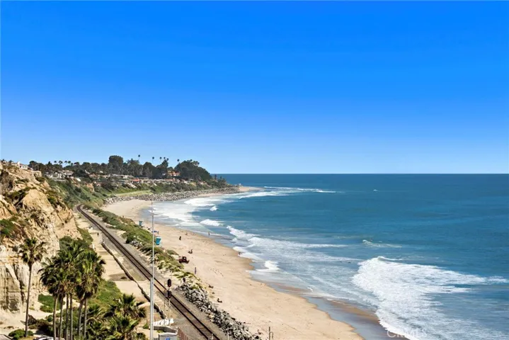 265 Avenida Lobeiro D, San Clemente, California 92672