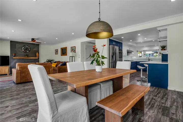 Open kitchen so the cook can enjoy socializing with your family and friends.