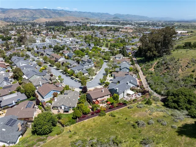 1536 Eto Circle, San Luis Obispo, California 93405