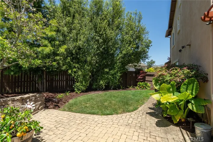 1536 Eto Circle, San Luis Obispo, California 93405