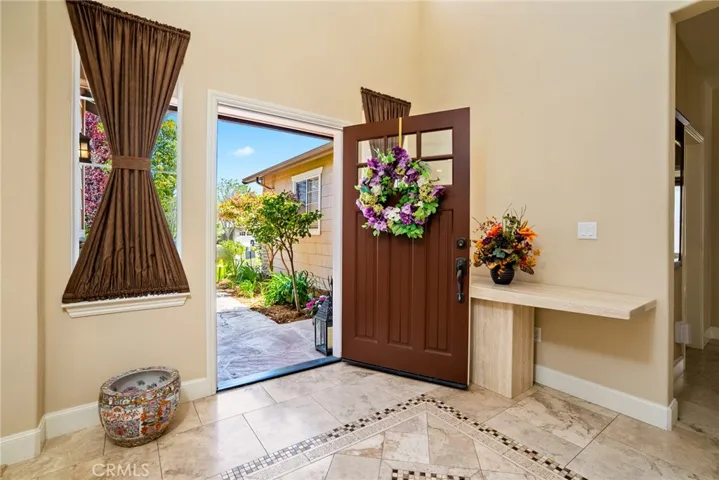 1536 Eto Circle, San Luis Obispo, California 93405
