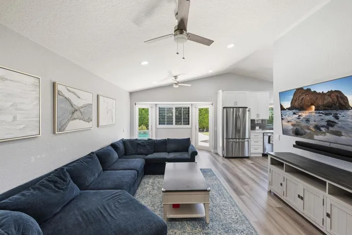 018_Family Room