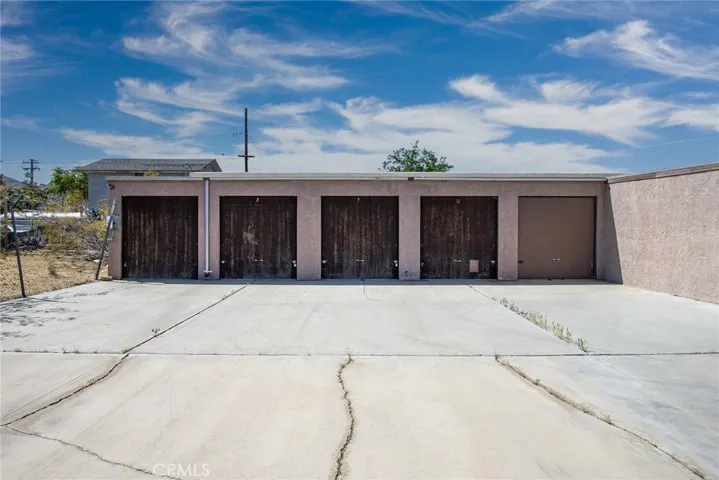 6409 Park Boulevard, Joshua Tree, California 92252