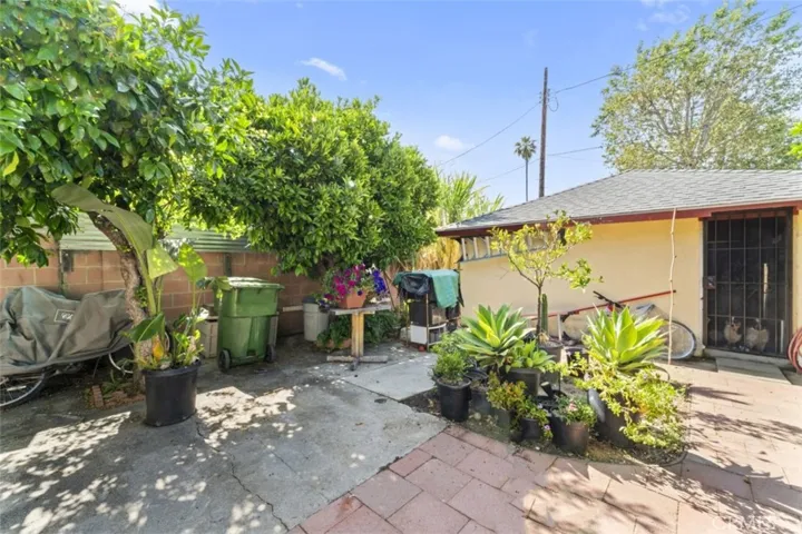 20610 Sherman Way, Winnetka, California 91306