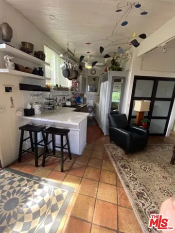 7287 Pacific View Drive, Hollywood, California 90068