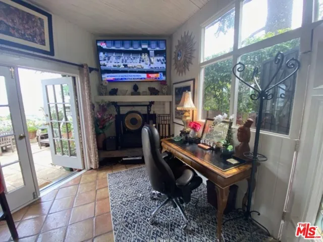 7287 Pacific View Drive, Hollywood, California 90068