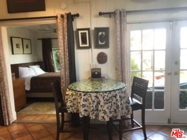 7287 Pacific View Drive, Hollywood, California 90068