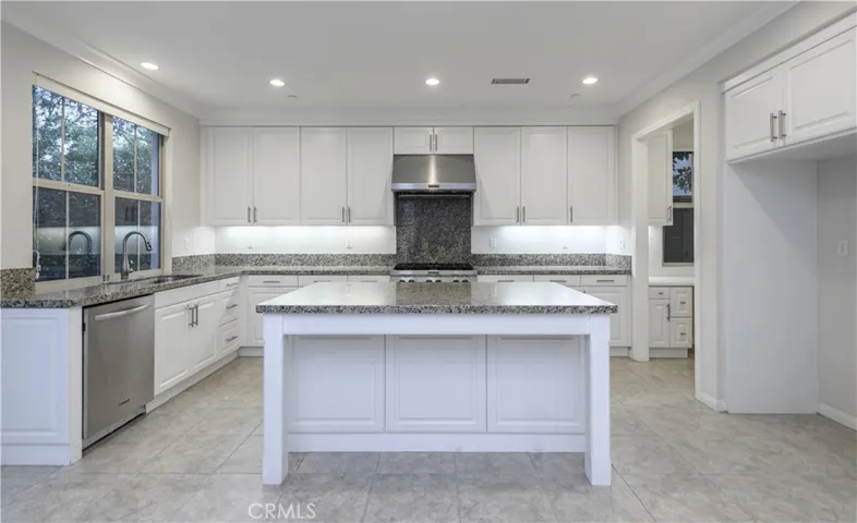 214 Shelbourne, Irvine, California 92620