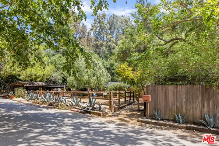 1776 Old Ranch Road, Los Angeles, California 90049