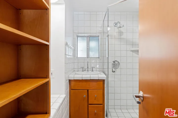 1776 Old Ranch Road, Los Angeles, California 90049