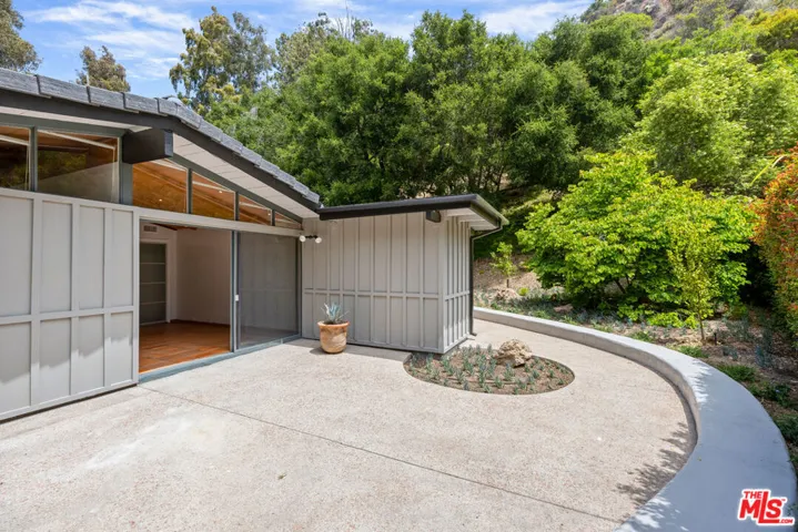 1776 Old Ranch Road, Los Angeles, California 90049