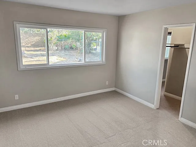 7450 Emerald Street, Riverside, California 92504 home-pic-6