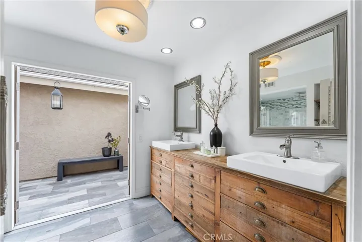 Primary Bathroom with private courtyard