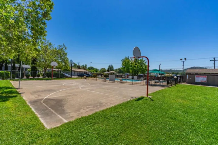 5689 Red Oak Drive, Ione, California 95640