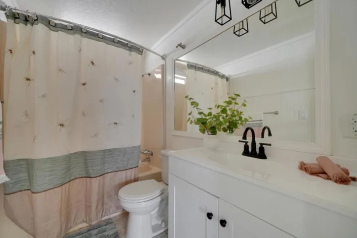 5689 Red Oak Drive, Ione, California 95640