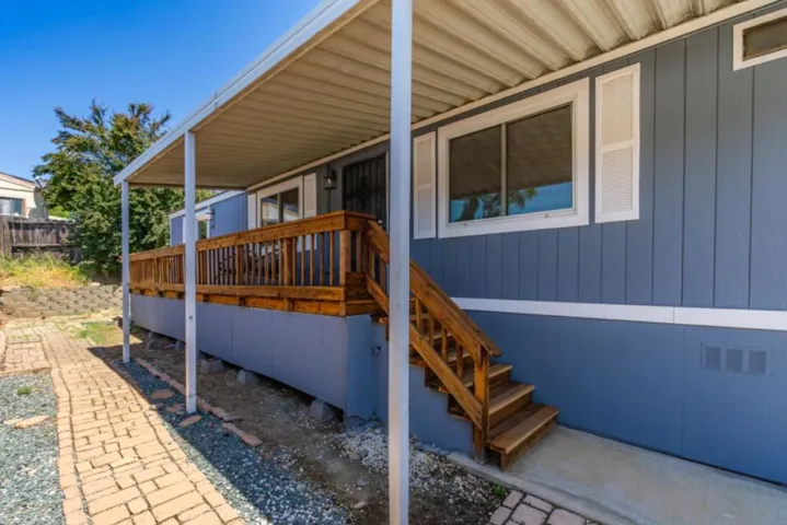 5689 Red Oak Drive, Ione, California 95640