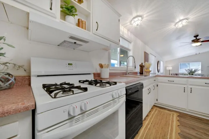 5689 Red Oak Drive, Ione, California 95640
