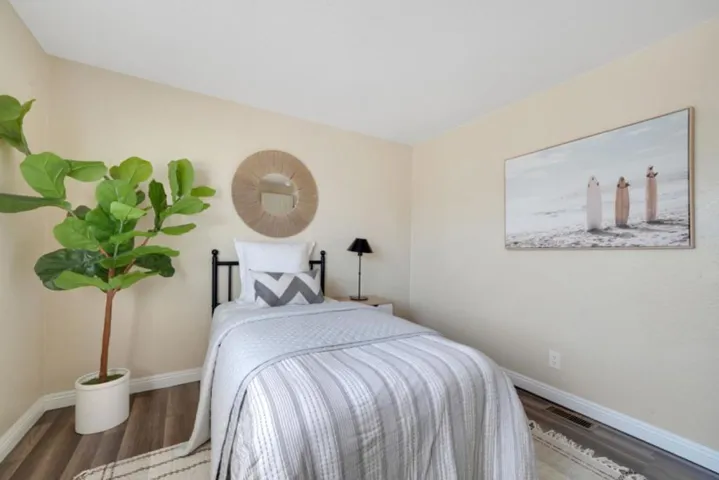 5689 Red Oak Drive, Ione, California 95640