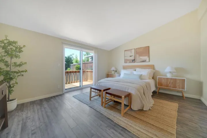 5689 Red Oak Drive, Ione, California 95640