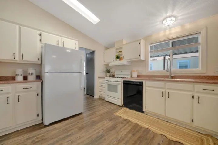 5689 Red Oak Drive, Ione, California 95640
