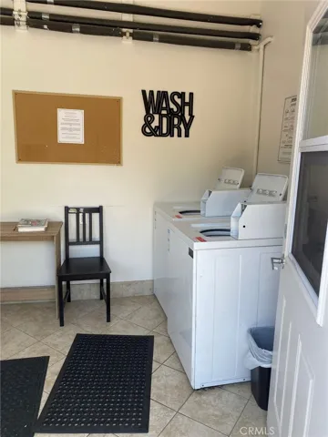 Washer and Dreyer 
Common areas