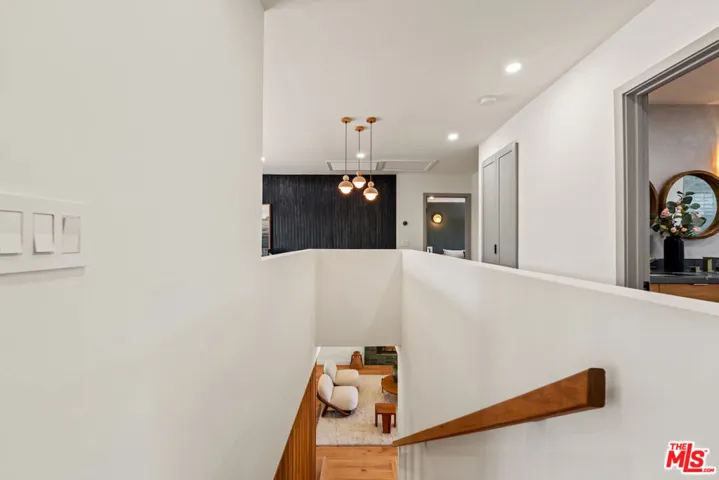 24125 Albers Street, Woodland Hills, California 91367