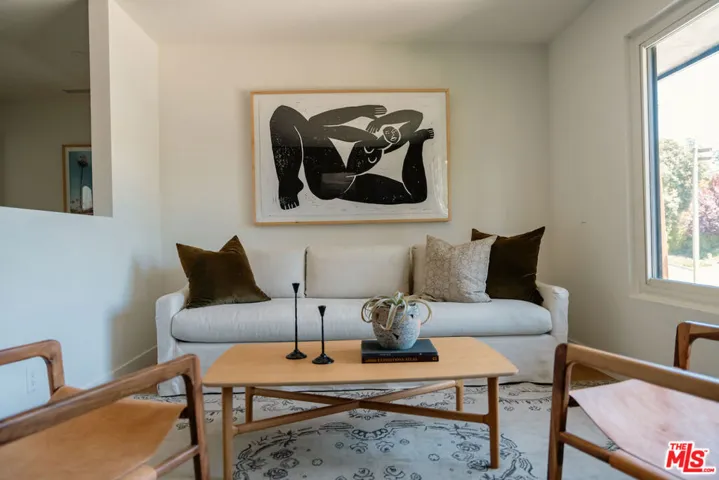 24125 Albers Street, Woodland Hills, California 91367