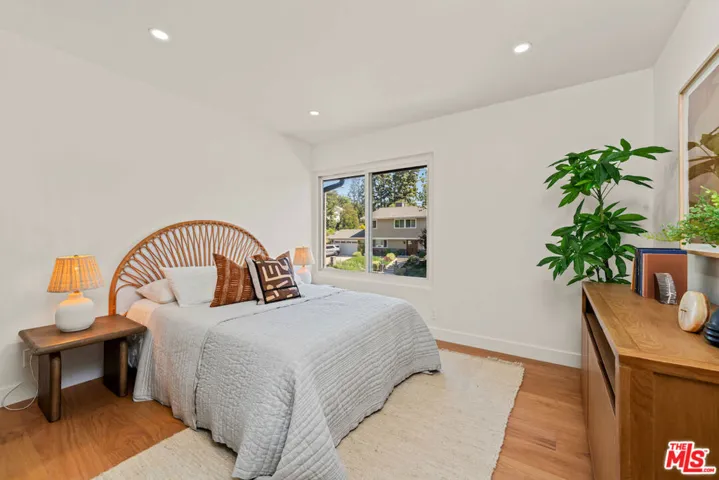24125 Albers Street, Woodland Hills, California 91367
