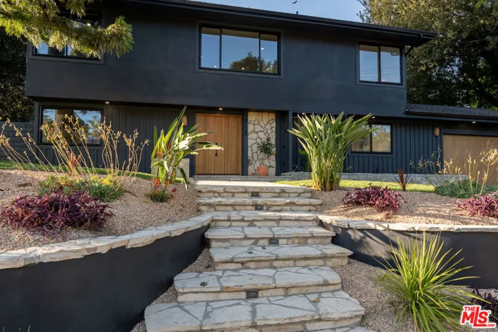 24125 Albers Street, Woodland Hills, California 91367