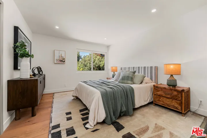 24125 Albers Street, Woodland Hills, California 91367