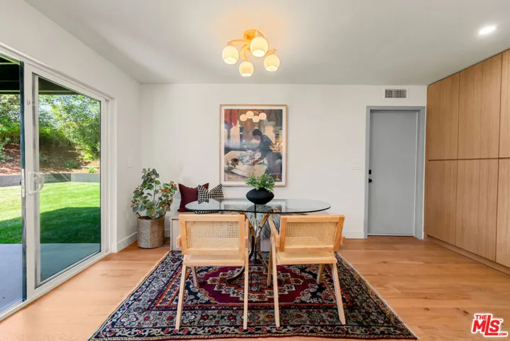 24125 Albers Street, Woodland Hills, California 91367