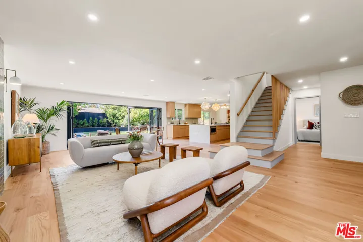 24125 Albers Street, Woodland Hills, California 91367