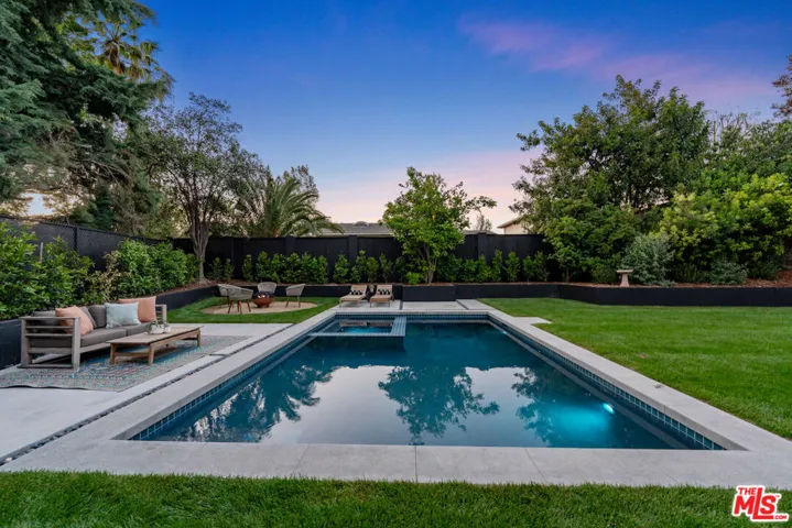 24125 Albers Street, Woodland Hills, California 91367