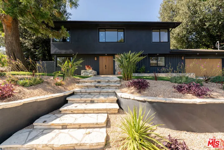 24125 Albers Street, Woodland Hills, California 91367