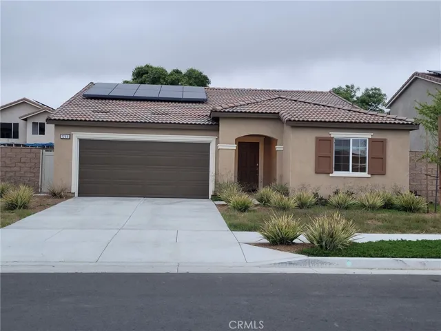 1266 Universal Way, Hemet, California 92543