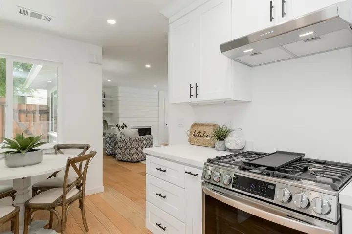 2338 Amherst Street, Palo Alto, California 94306